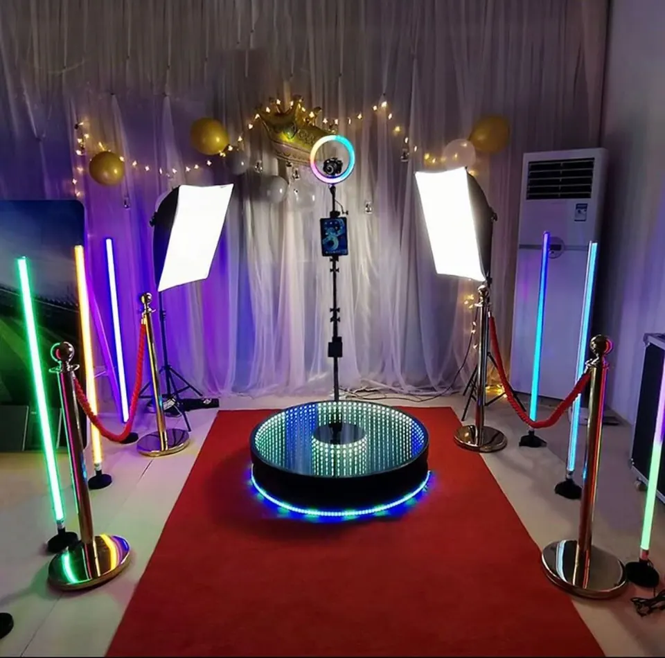 LED-lit 360 booth platform with red carpet styling in Jaipur