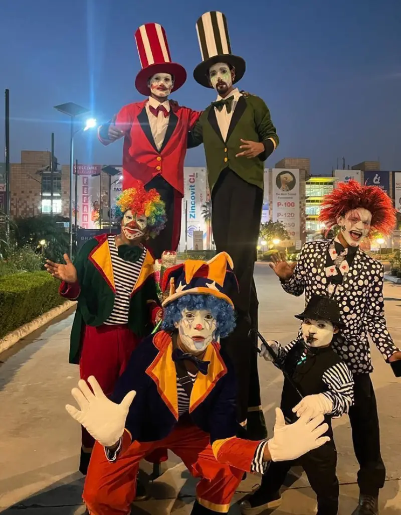 Carnival Artist 2 in Gurgaon