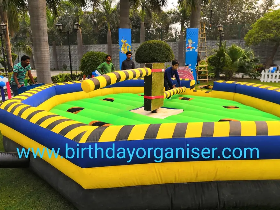 Guests enjoying meltdown game during a Noida celebration