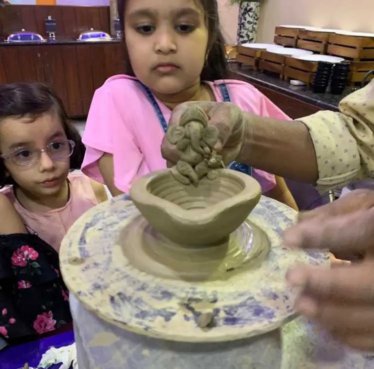 Pottery Artist in Gurgaon in Gurgaon