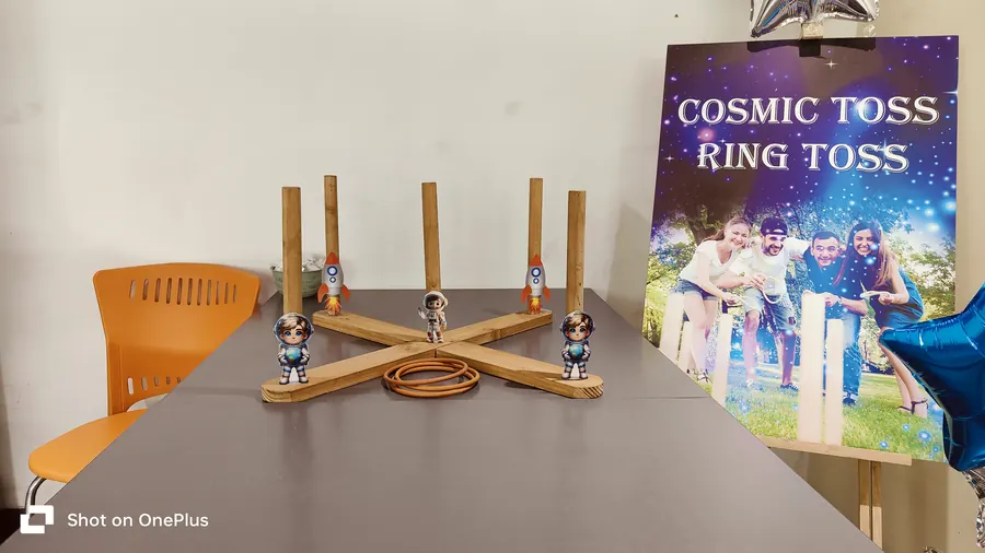 Guest playing ring toss at a Mumbai event