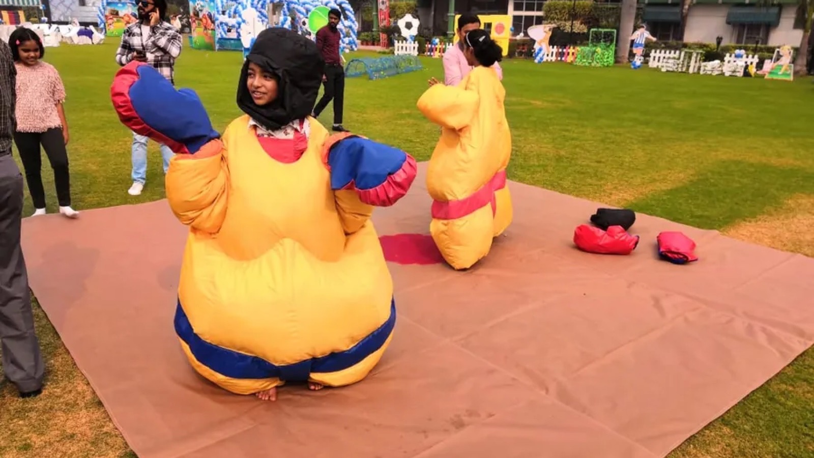 Sumo Suit on rent in Mumbai